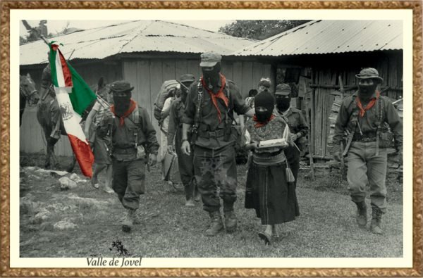 Salida de Ramona con los integrantes del Ejército Zapatista de Liberación Nacional (EZLN)